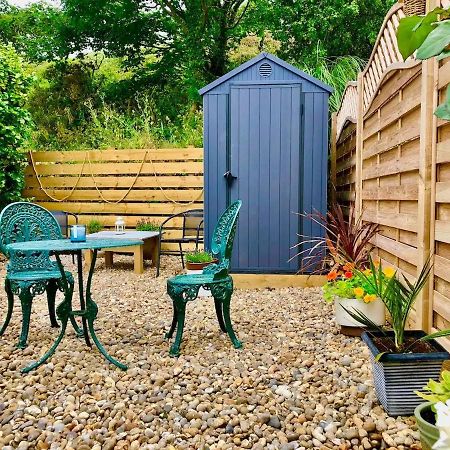 Knocker Cottage: Cozy 3-Bedroom Retreat Near Beaches Camborne Exterior photo